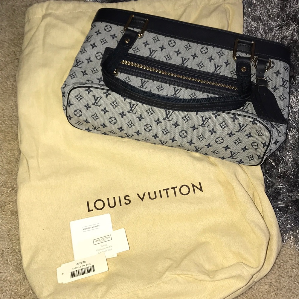 Louis Vuitton Lucille PM